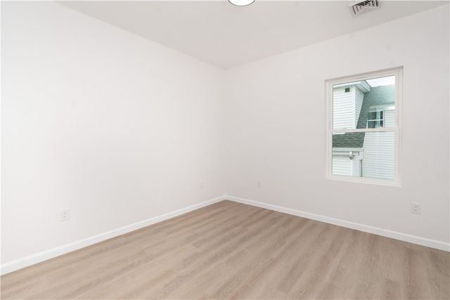 39 Douglas Avenue, Providence, RI 02908