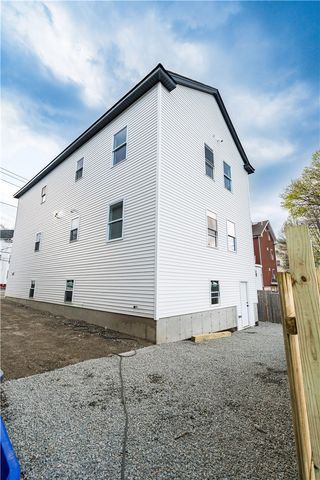 39 Douglas Avenue, Providence, RI 02908