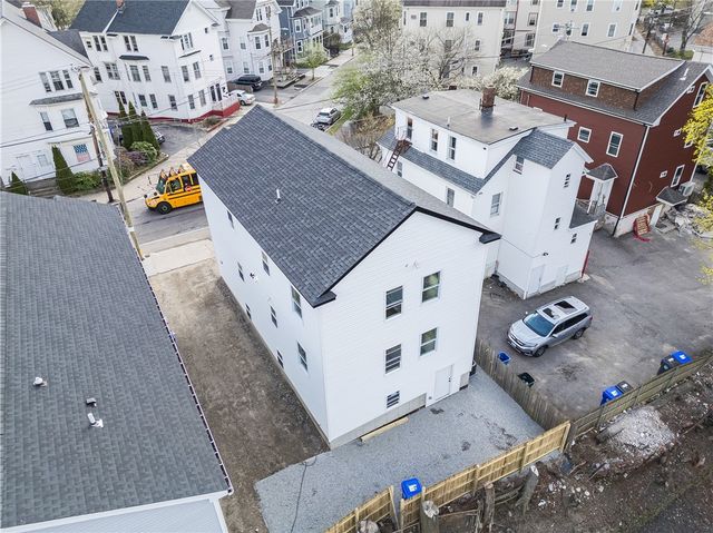 39 Douglas Avenue, Providence, RI 02908