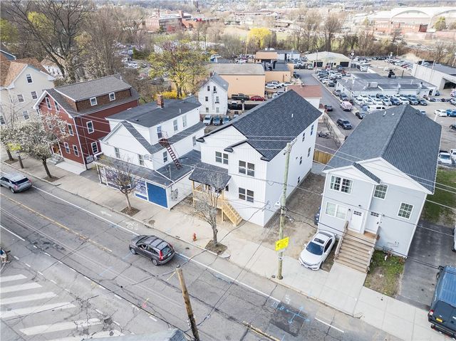 39 Douglas Avenue, Providence, RI 02908