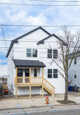 39 Douglas Avenue, Providence, RI 02908