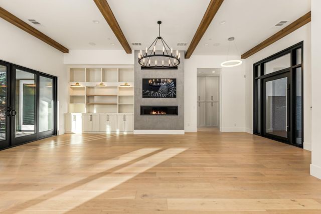 2078 Long View Dr, Meadow Vista, CA 95722