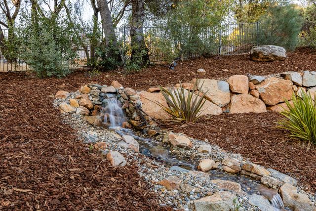 2078 Long View Dr, Meadow Vista, CA 95722
