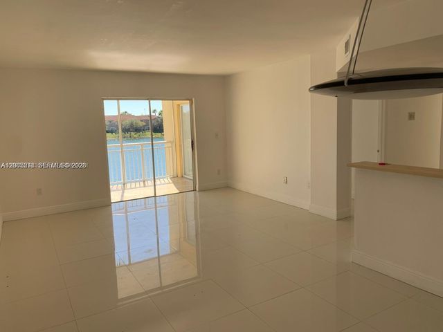 8590 SW 212th St 210, Cutler Bay, FL 33189