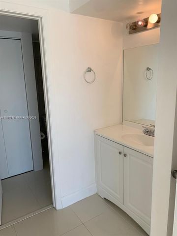 8590 SW 212th St 210, Cutler Bay, FL 33189