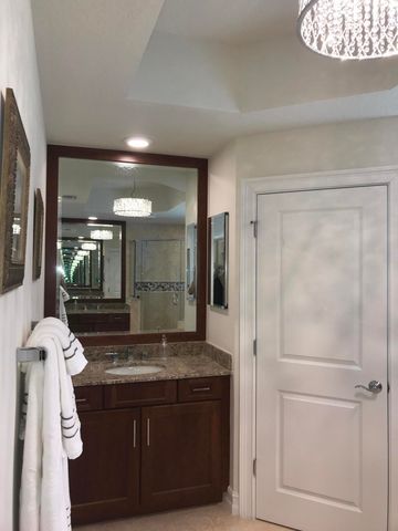431 Bay Colony Drive N, Juno Beach, FL 33408