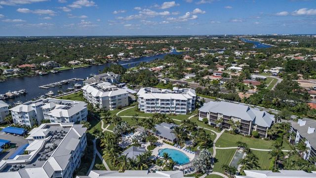 431 Bay Colony Drive N, Juno Beach, FL 33408