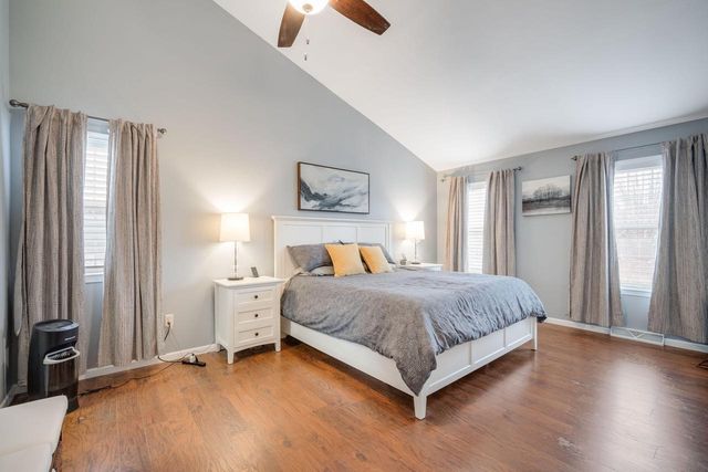 N56W33191 Ivy LANE, Nashotah, WI 53058