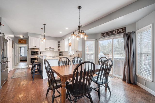 N56W33191 Ivy LANE, Nashotah, WI 53058