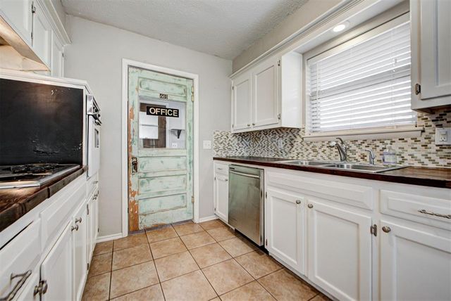 4113 NW 52nd Street, Oklahoma City, OK 73112