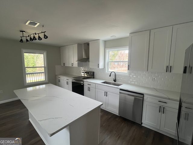 151 Richardson Street, Toccoa, GA 30577
