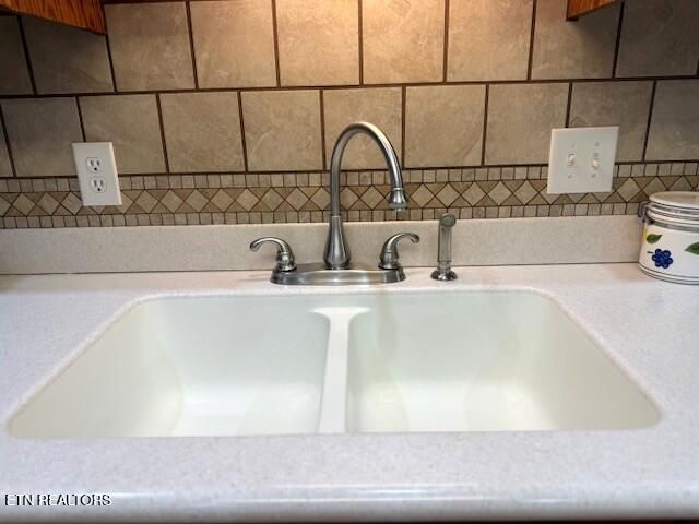 259 York Rd, Crossville, TN 38555