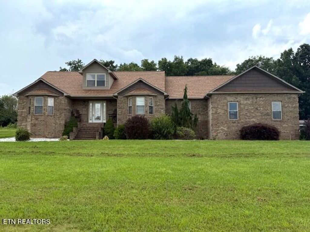 259 York Rd, Crossville, TN 38555