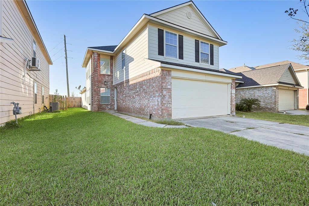 9511 Alex Springs Lane, Houston, TX 77044