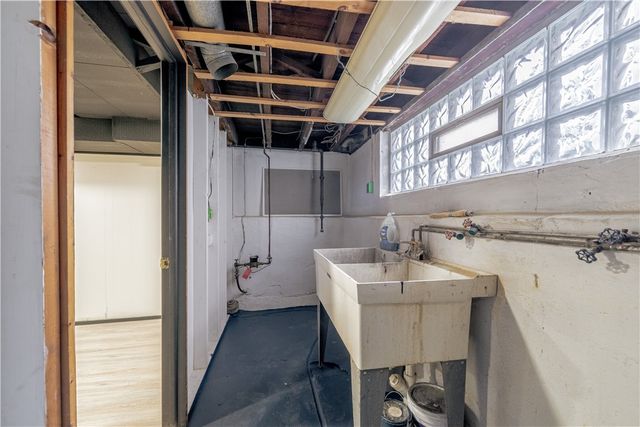 77 Macbeth Street, Rochester, NY 14609