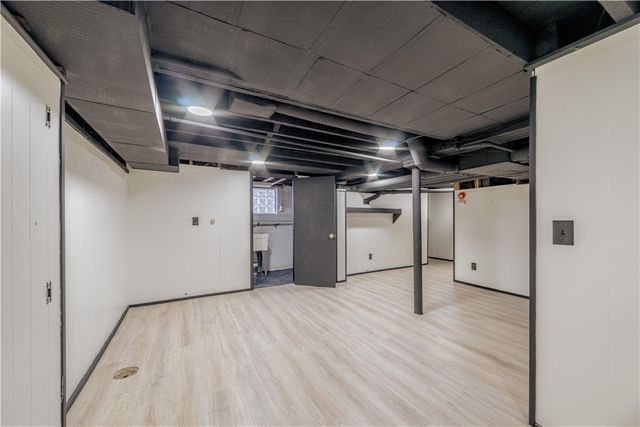 77 Macbeth Street, Rochester, NY 14609