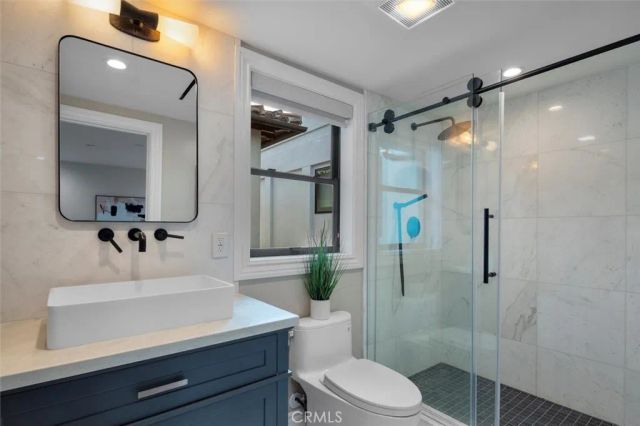 3 Linda Isle, Newport Beach, CA 92660
