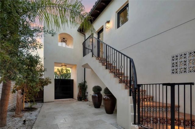 3 Linda Isle, Newport Beach, CA 92660