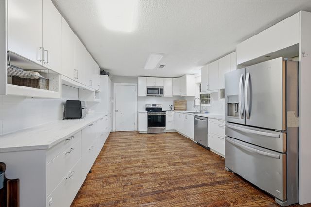 85 Quail Run Road, Sherman, TX 75090