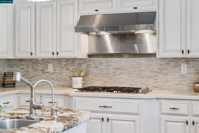 812 Beaver Creek Ct, San Ramon, CA 94582