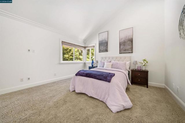 812 Beaver Creek Ct, San Ramon, CA 94582