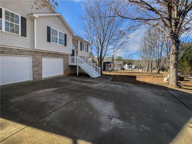 61 Indian Springs NE Drive, Rydal, GA 30171