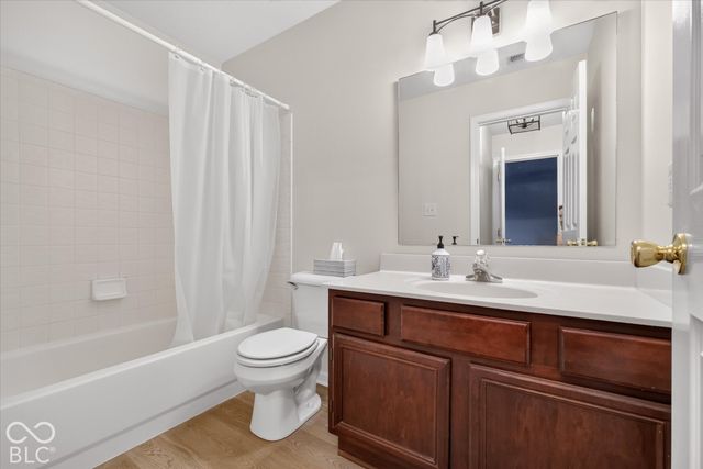 631 Burr Oak Drive, Carmel, IN 46032
