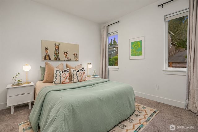 11909 90th Avenue NE, Kirkland, WA 98034