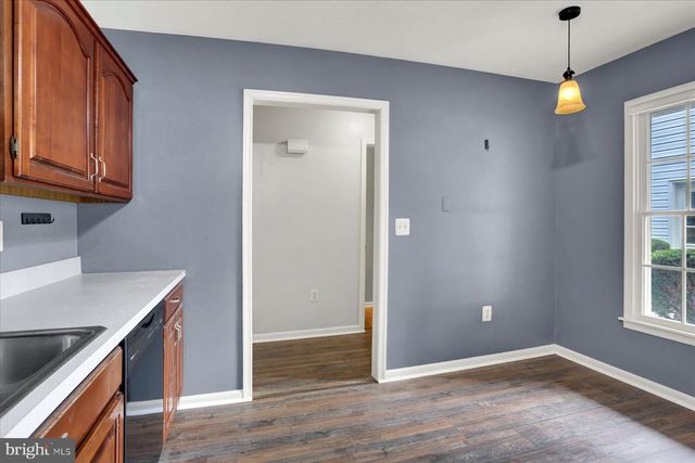 2063 D RALEIGH RD, Hummelstown, PA 17036