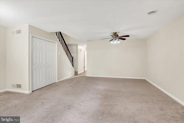 2063 D RALEIGH RD, Hummelstown, PA 17036