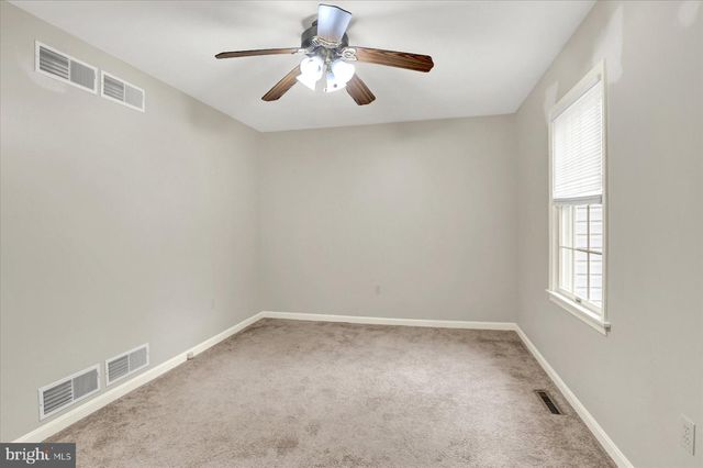 2063 D RALEIGH RD, Hummelstown, PA 17036