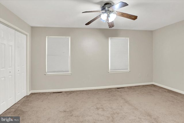 2063 D RALEIGH RD, Hummelstown, PA 17036