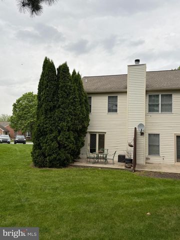 2063 D RALEIGH RD, Hummelstown, PA 17036