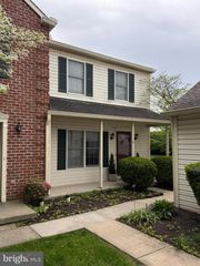 2063 D RALEIGH RD, Hummelstown, PA 17036