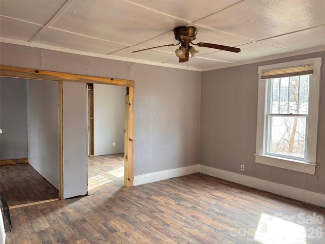 117 Lookout Road, Asheville, NC 28804