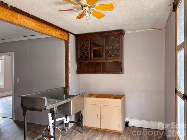 117 Lookout Road, Asheville, NC 28804