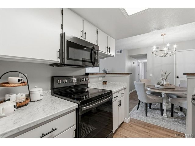 8555 Fairmount Dr E102, Denver, CO 80247