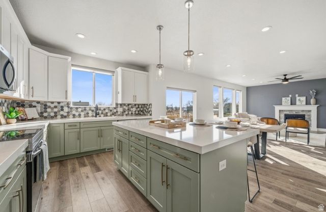 2637 W 3125 S, West Haven, UT 84401