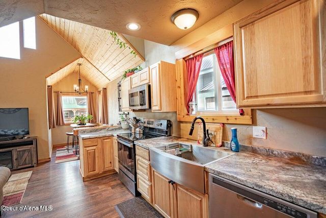 11 Elk Horn, Clark Fork, ID 83811