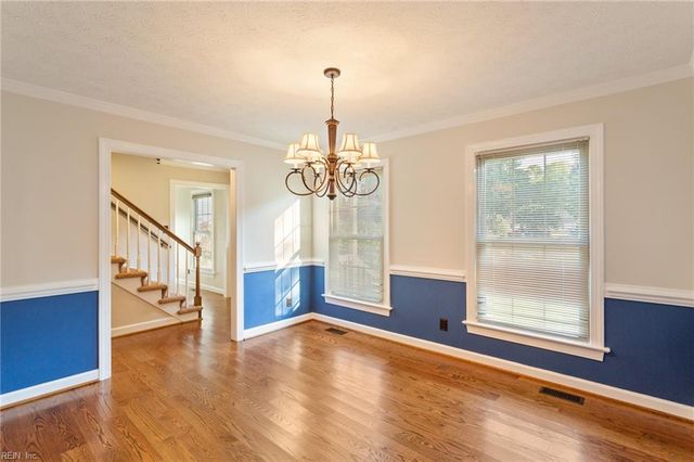 6 Kirby CT, Poquoson, VA 23662