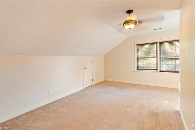 6 Kirby CT, Poquoson, VA 23662