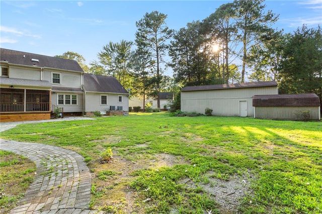 6 Kirby CT, Poquoson, VA 23662