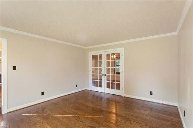 6 Kirby CT, Poquoson, VA 23662