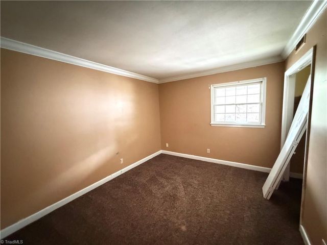 2958 Ramsgate Court, Winston-salem, NC 27106