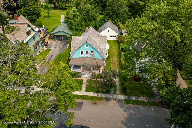 8 Prospect Street, Coxsackie, NY 12051