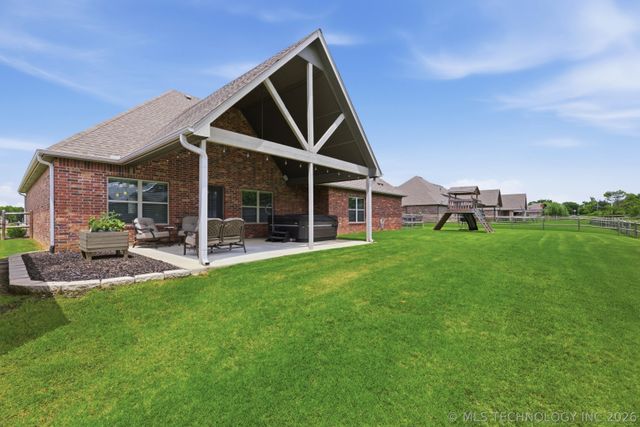 15402 E 82nd Street North, Owasso, OK 74055