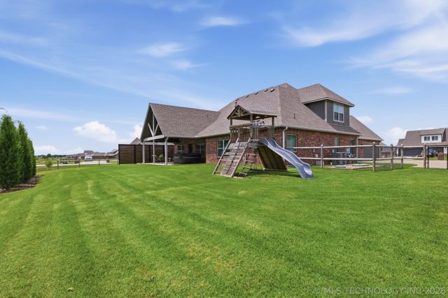 15402 E 82nd Street North, Owasso, OK 74055