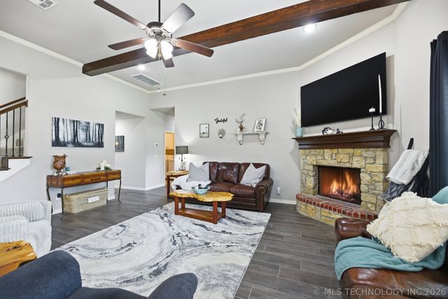15402 E 82nd Street North, Owasso, OK 74055