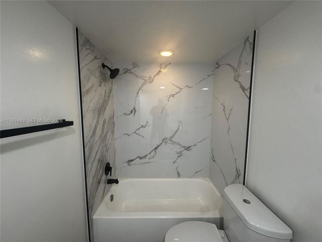 5720 Rock Island Rd 399, Tamarac, FL 33319