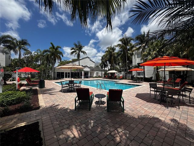 5720 Rock Island Rd 399, Tamarac, FL 33319